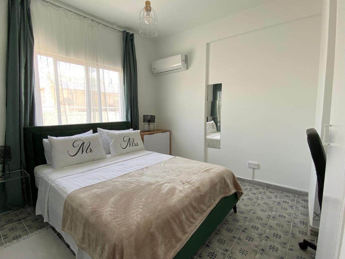 Simple One Bedroom Flat In Engomi Eksteriør bilde